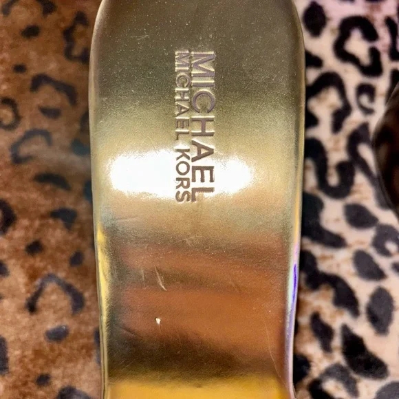 Michael Kors Women's Cream and Gold Slide Sandals - Picture 4 of 6